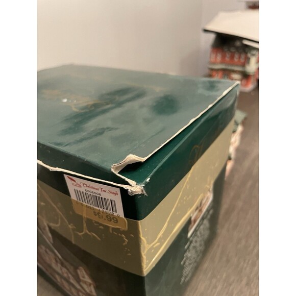 Dickens Keepsakes Roadhouse inn Porcelain Lighted House Light Kit - Picture 6 of 16